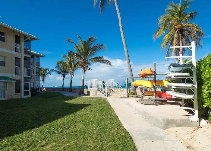 Plantation Village #20 - 3Br Ocean View Condo On Seven Mile Beach