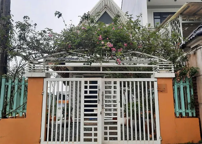 Nest House