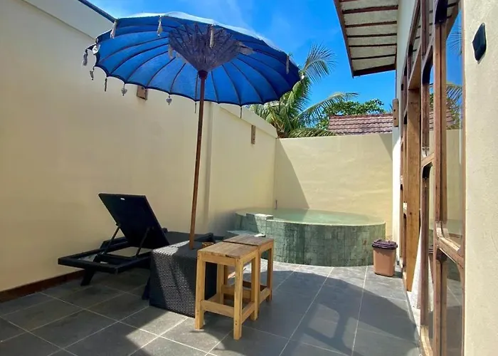 Coral Drift Beach Bungalow