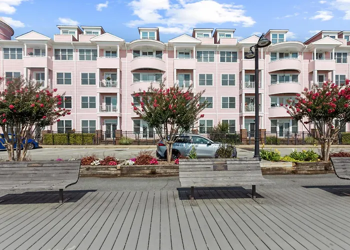 Bayfront Boardwalk Condo W Sunrise Views