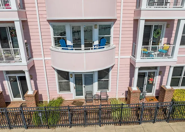 Bayfront Boardwalk Condo W Sunrise Views