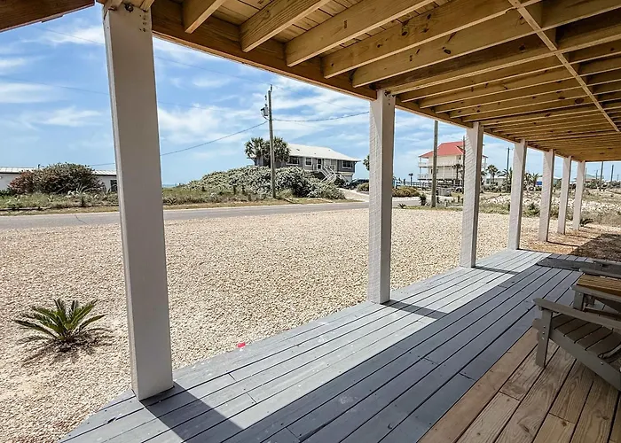 7 Seas Ocean Breeze Sleeps Kitchens St George Island Pet Friendly Family