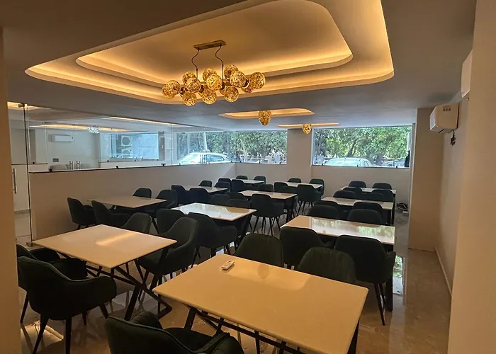 Leaf 9 Grand, Near Udyog Vihar And Yashobhoomi