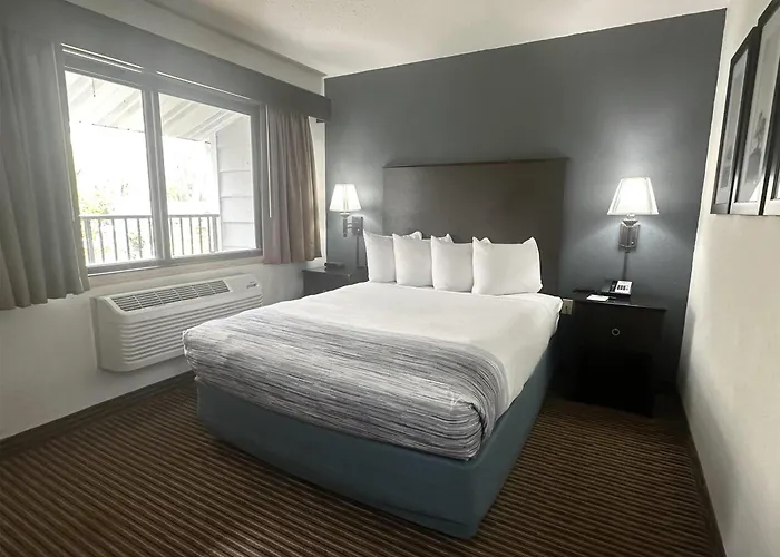 Americinn By Wyndham Menominee