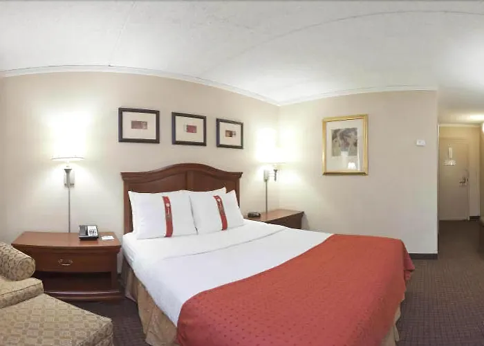 Days Inn By Wyndham Warren