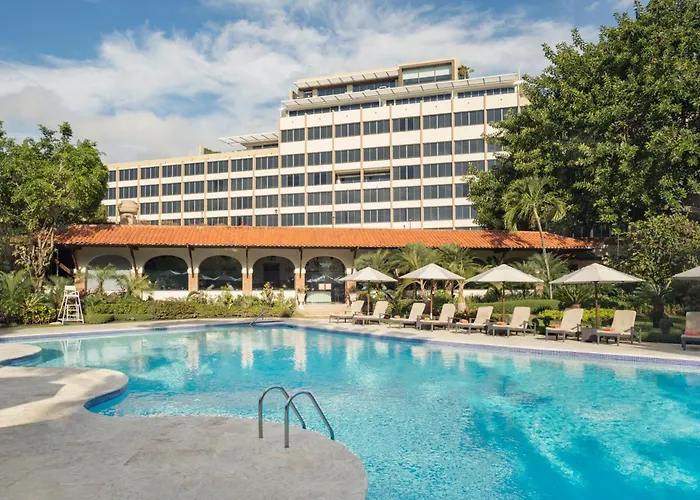 El Embajador, A Royal Hideaway Hotel