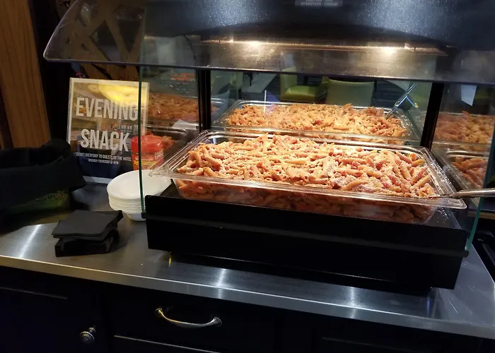 Holiday Inn & Suites Syracuse Airport - Liverpool By Ihg