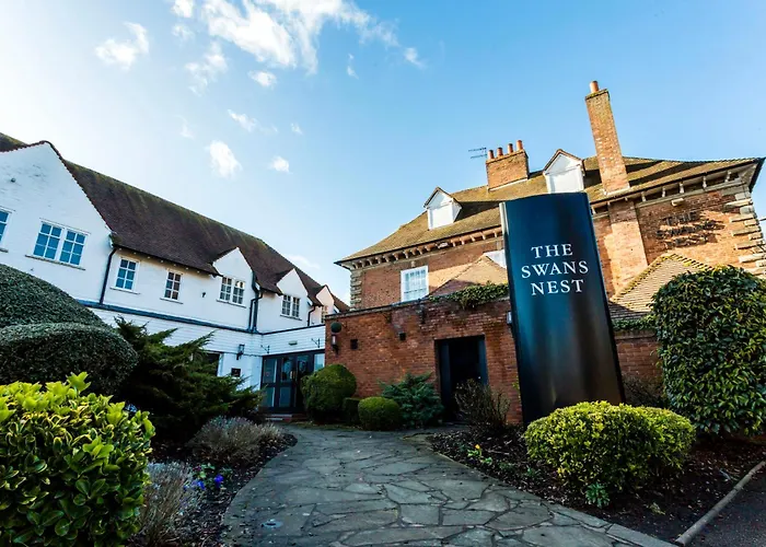 Swan'S Nest Hotel