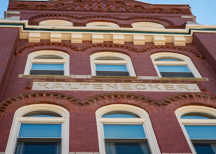 Blennerhassett Hotel