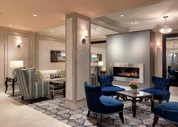Chateau Victoria Hotel & Suites