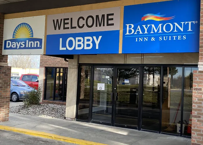 Baymont By Wyndham Flint Airport North