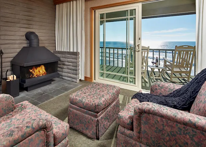 Cavalier Oceanfront Resort