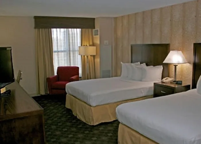 Doubletree By Hilton Norfolk Airport