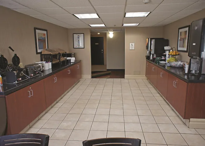 Days Inn By Wyndham Wayne