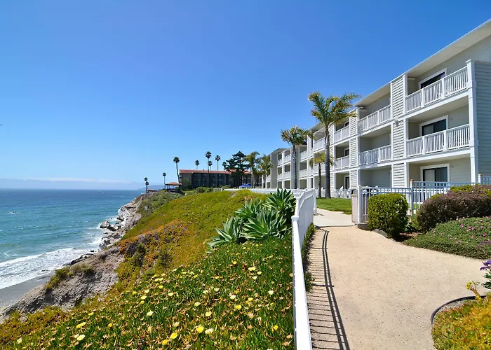 Pismo Lighthouse Suites