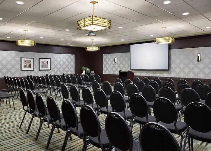 Delta Hotels By Marriott Muskegon Convention Center