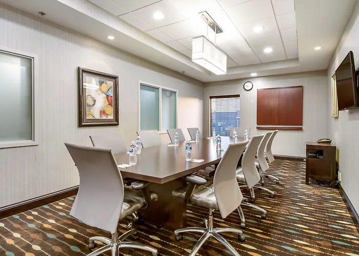 Hampton Inn West