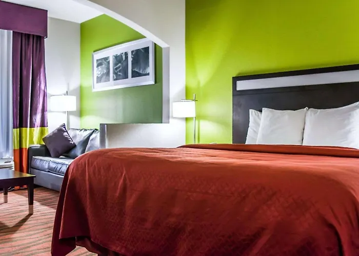 Quality Suites Fort Myers I-75