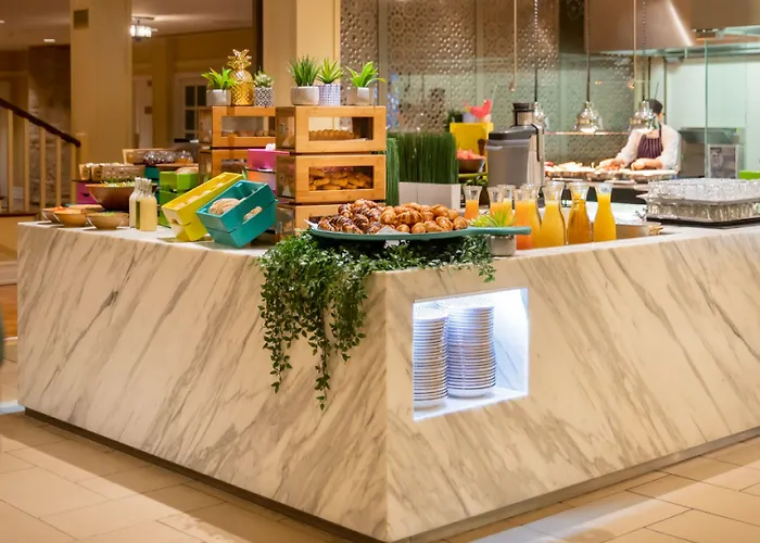 Intercontinental Sanctuary Cove Resort By Ihg