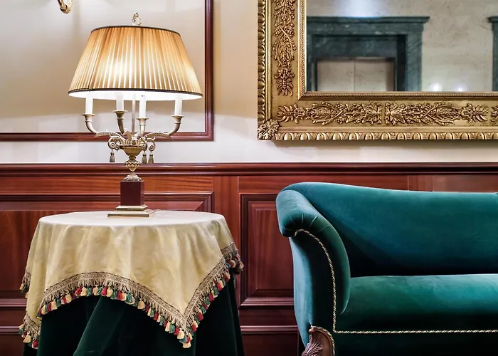 Royal Hotel Carlton