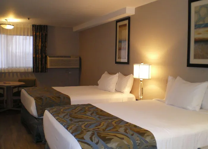 Shilo Inn Suites Hotel - Nampa Suites