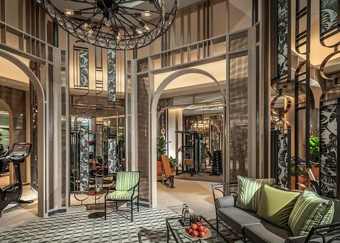 Four Seasons Hotel Singapore