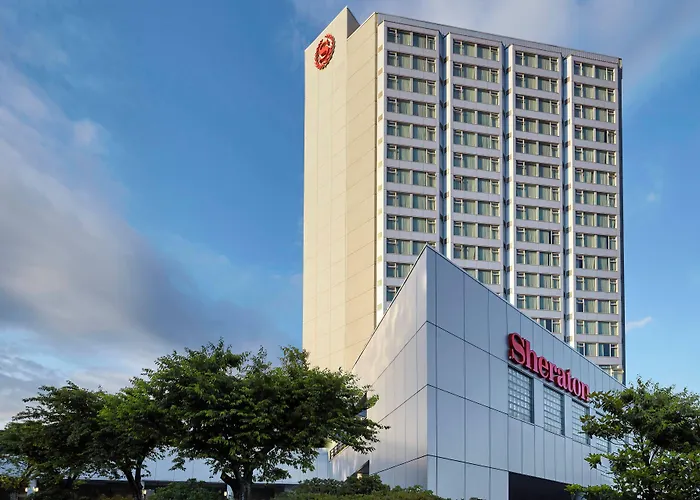 Sheraton Vancouver Guildford Hotel