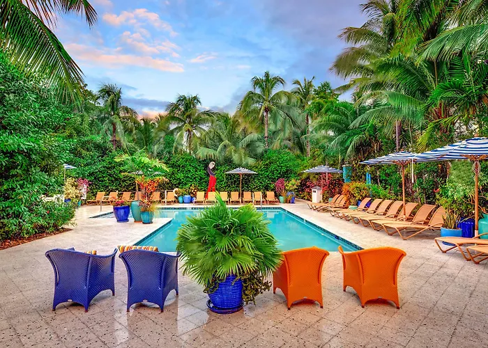 Parrot Key Hotel & Villas