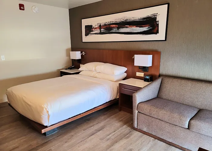 Delta Hotels By Marriott Denver Thornton
