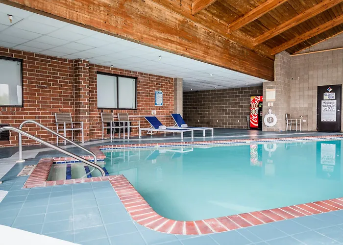 Envision Hotel Saint Paul South