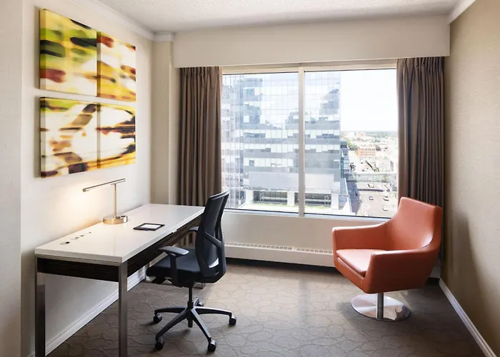 Delta Hotels By Marriott Edmonton Centre Suites