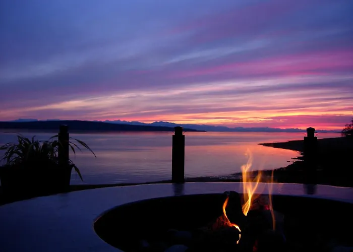 Beach Gardens Resort&Marina