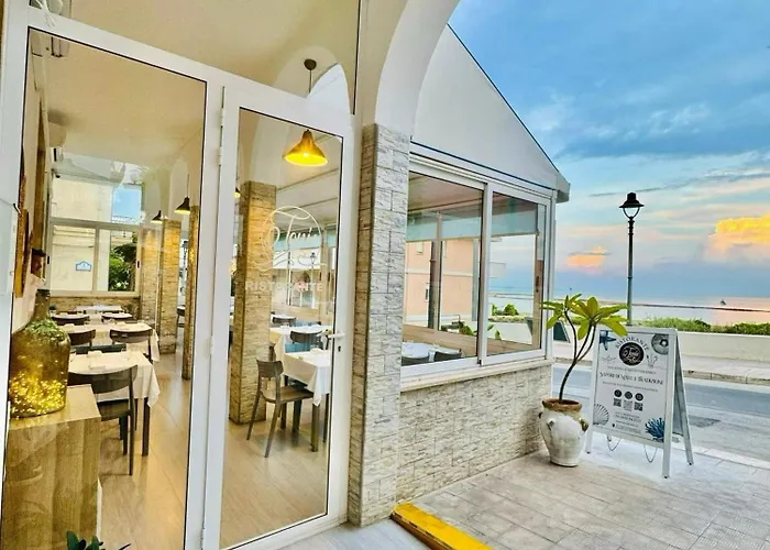 Hotel Jonic