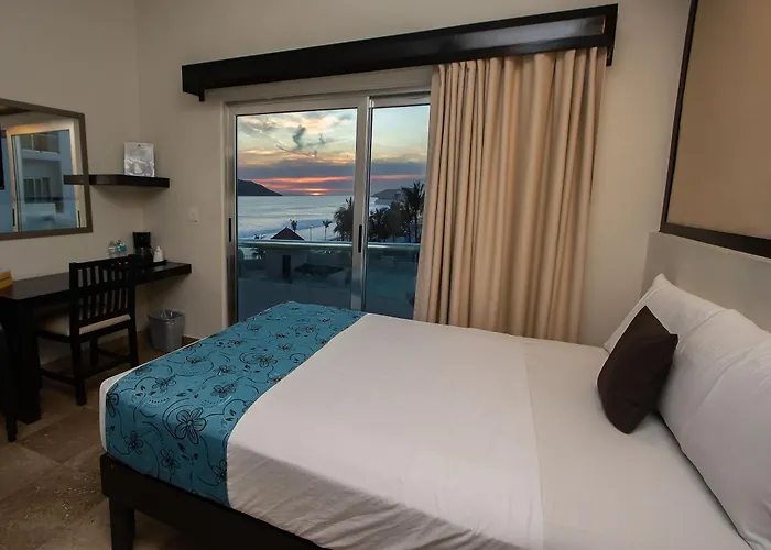 Coral Island Beach View Hotel