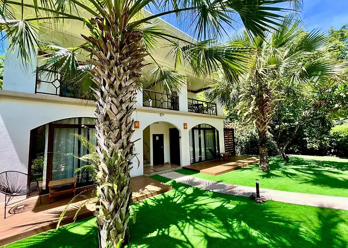 Hotel El Manglar Y Cantarana