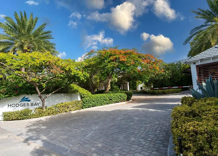 Hodges Bay Resort & Spa, An Hq Luxury Resort & Residences
