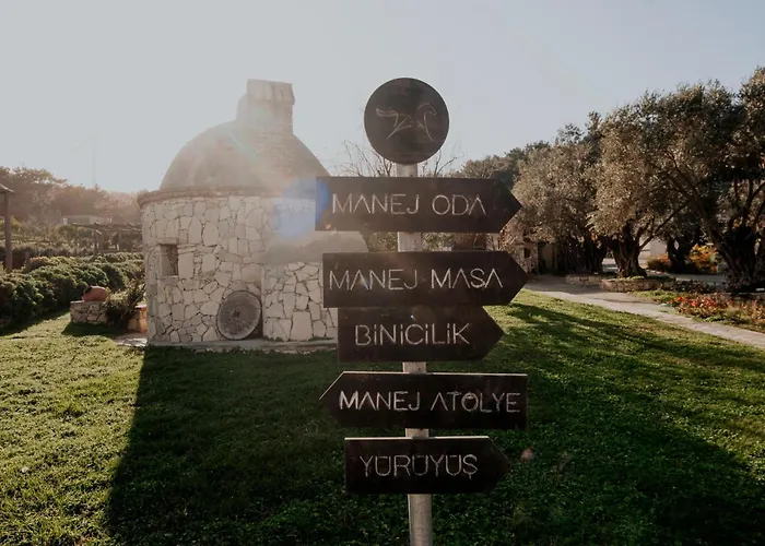 Manej Urla