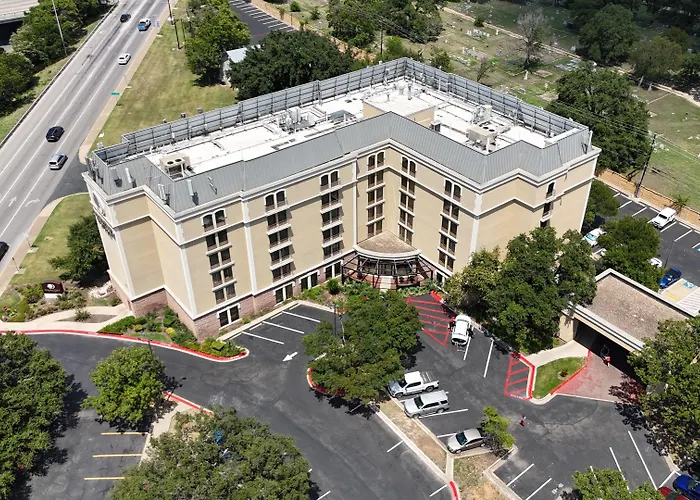 Doubletree By Hilton Austin-University Area