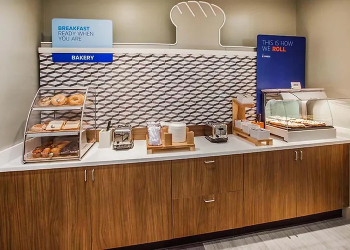 Holiday Inn Express Hotel & Suites Coon Rapids - Blaine Area By Ihg