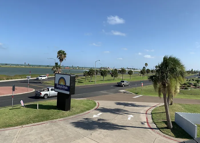 Days Inn By Wyndham Rockport Texas