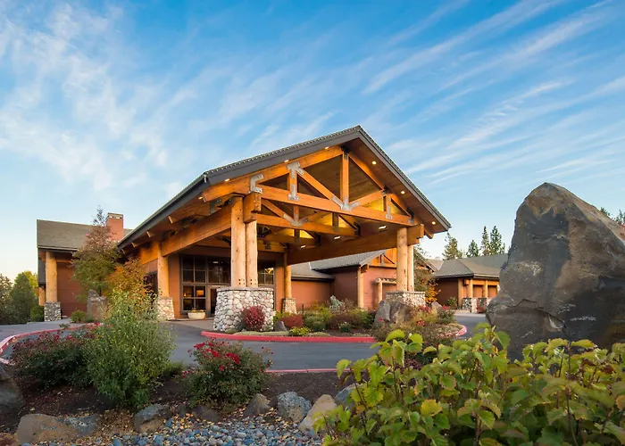 Riverhouse Lodge