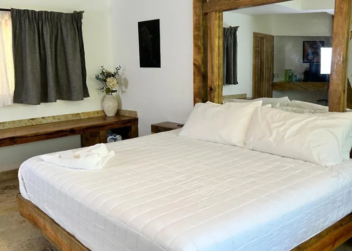 Brisas Del Mar Beach + Dive Resort