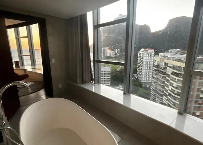 Luxuoso Hotel Nacional - Suite Com Banheira
