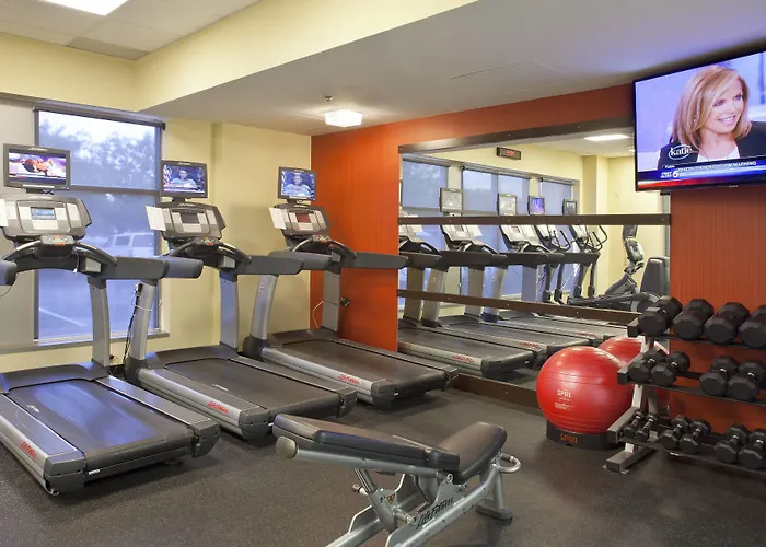 Courtyard By Marriott Pueblo