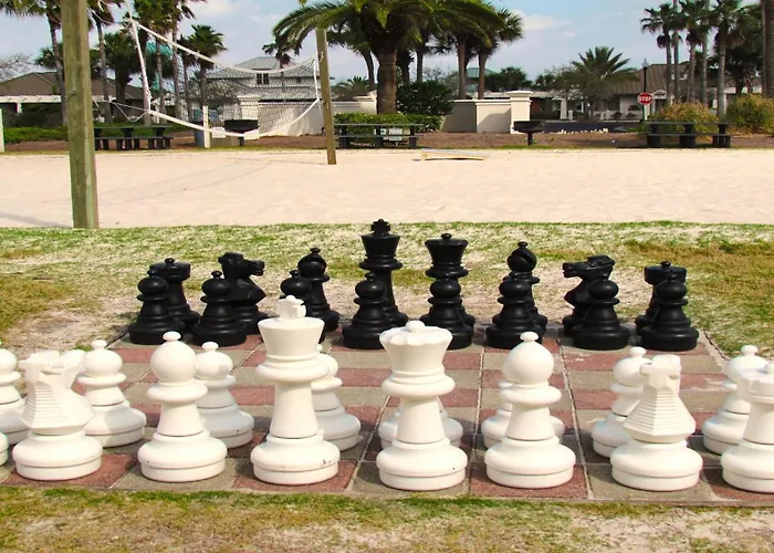 Avalon 1807 -Beachfront Condo-Amazing Views-On-Site Restaurants-Arcade-Spa