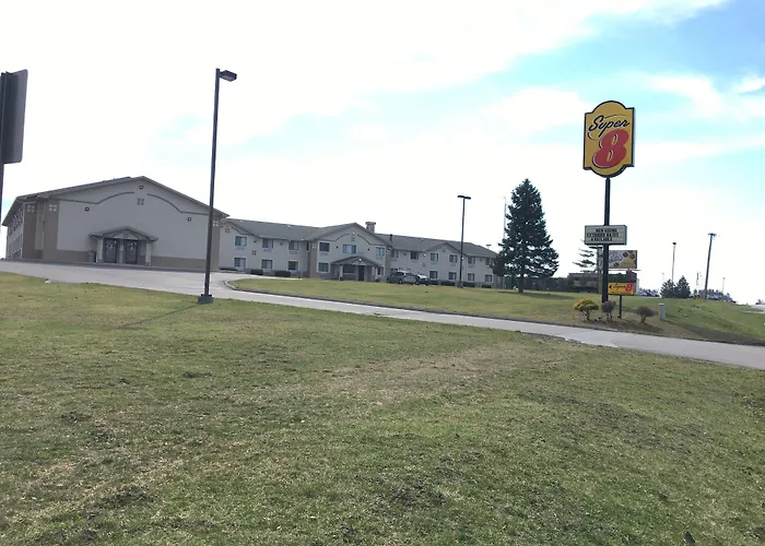 Quality Inn & Suites Howe - Sturgis