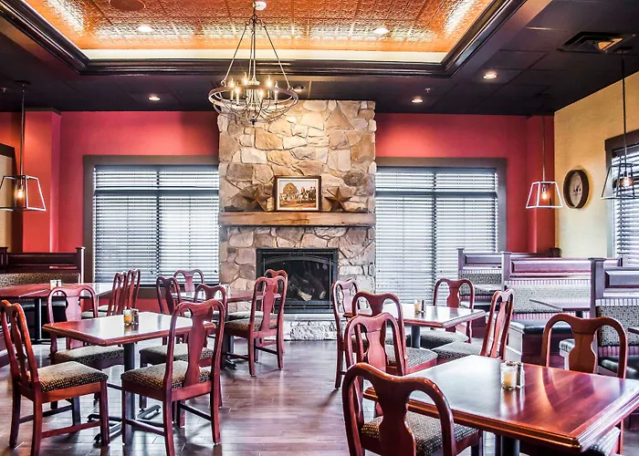 Comfort Suites Downtown Carlisle