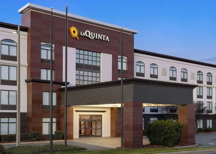 La Quinta Inn & Suites By Wyndham Mooresville