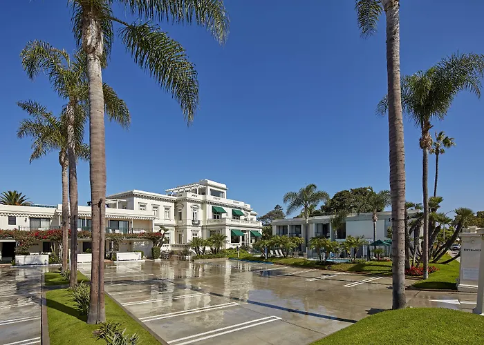 Glorietta Bay Inn