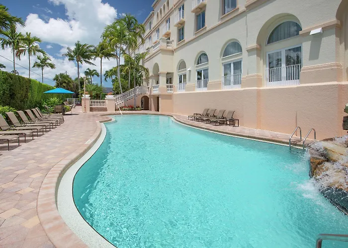 Hilton Naples